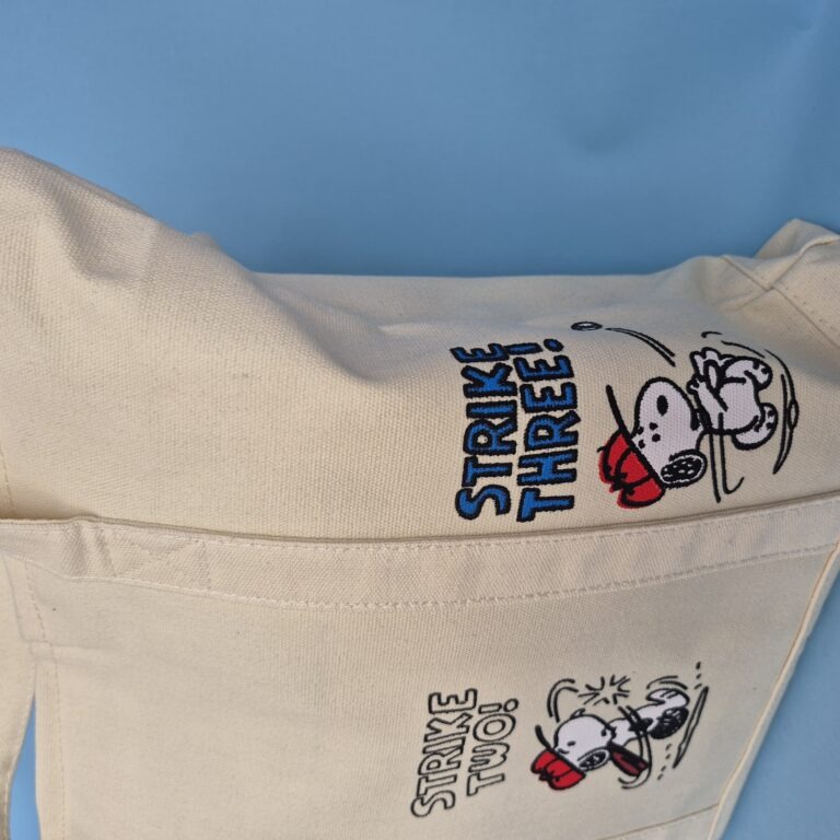 Snoopy Baseball Canvas Tote Bag – Cream Sporty Design