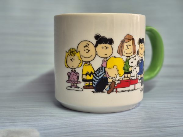 Peanuts Gang & Snoopy Mug - Image 4
