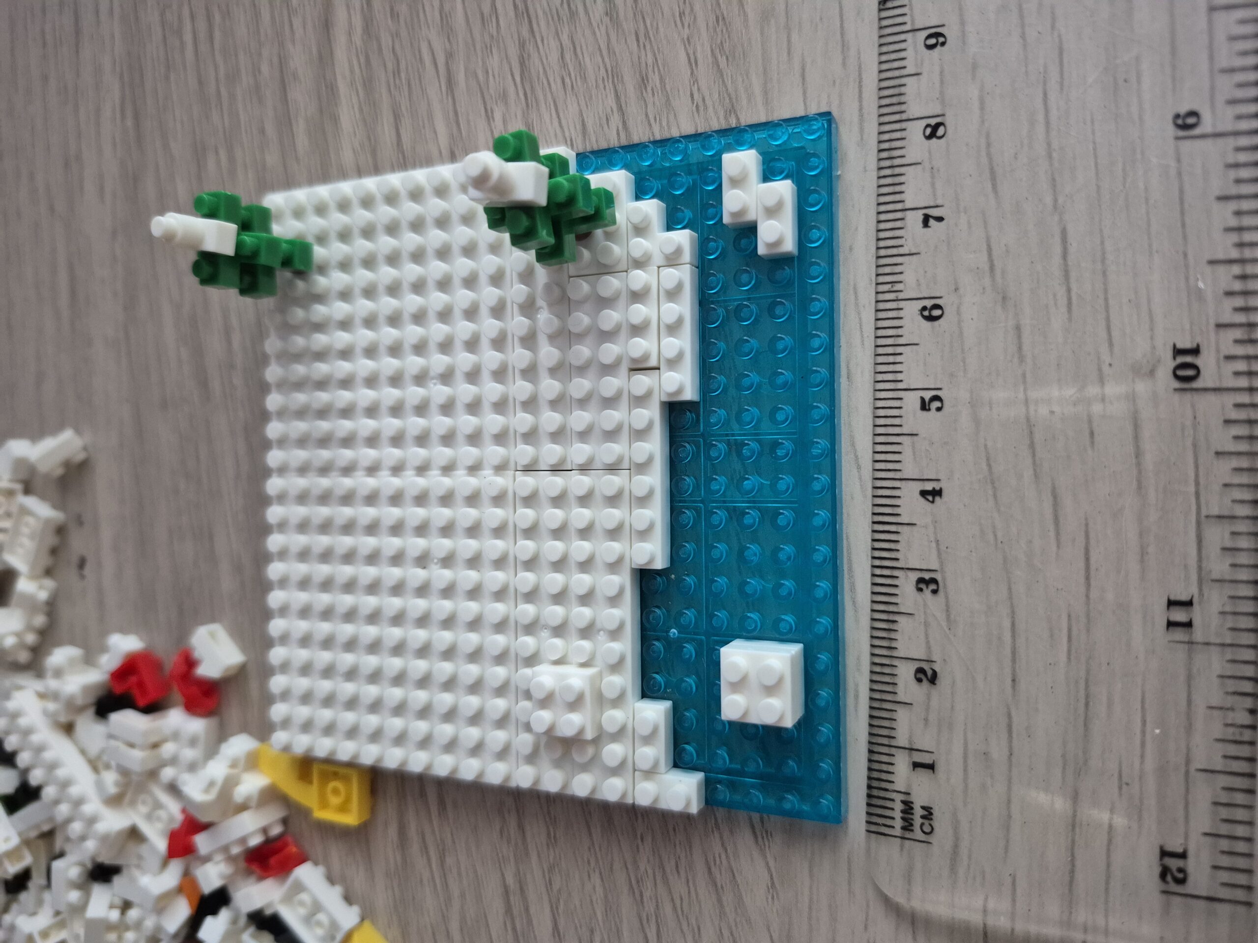 Buildable Snoopy Snowman Brick Model – 8cm Collectible Gift Set - Image 3