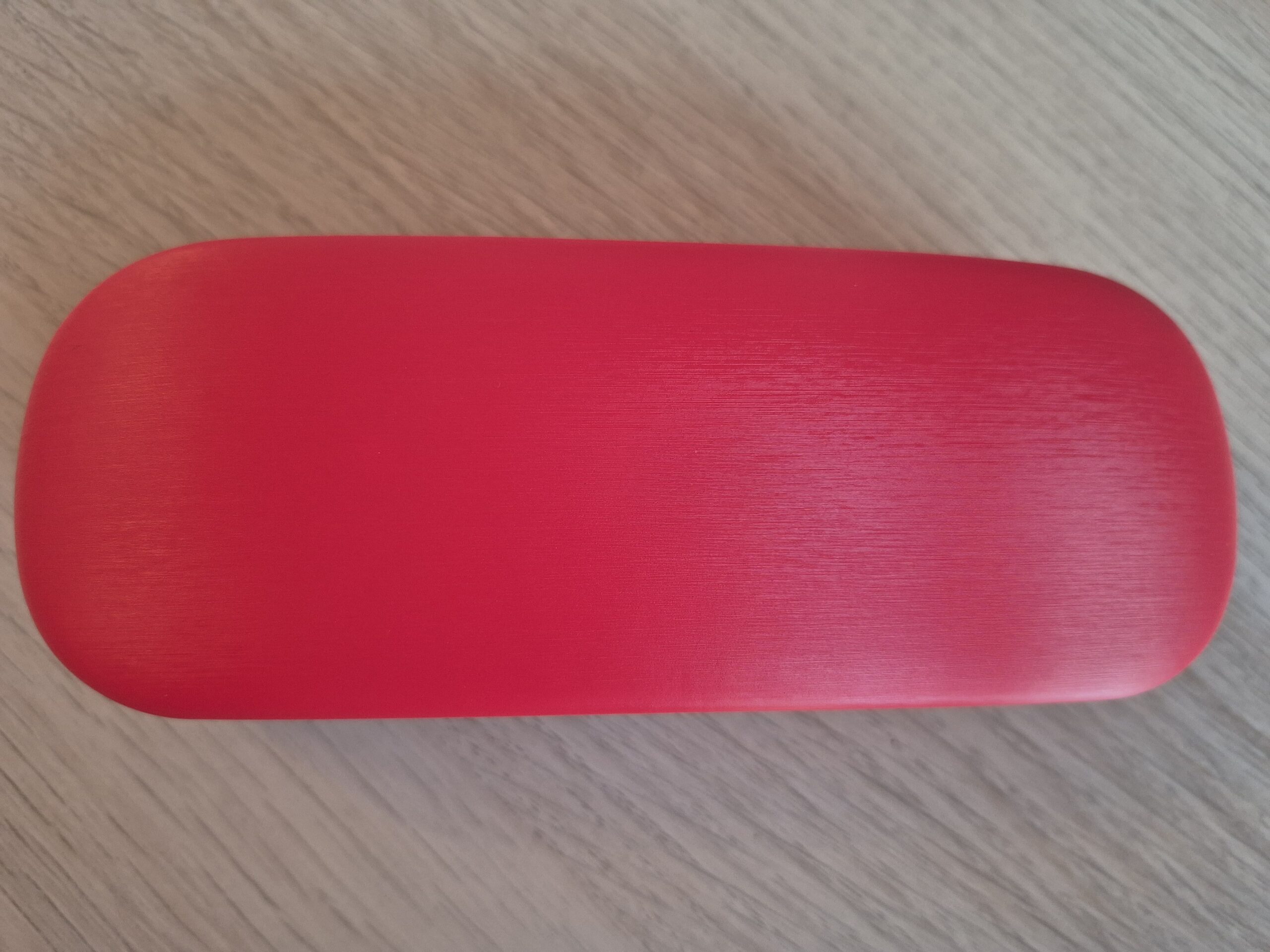 Snoopy Hard Glasses Case Red – Snoopy Flying Design Glasses Case with Cloth - Image 3