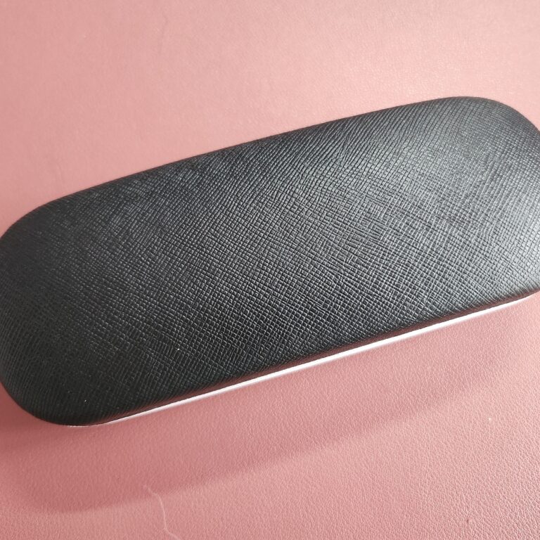 Snoopy Glasses Case (Pink with Paw Prints)