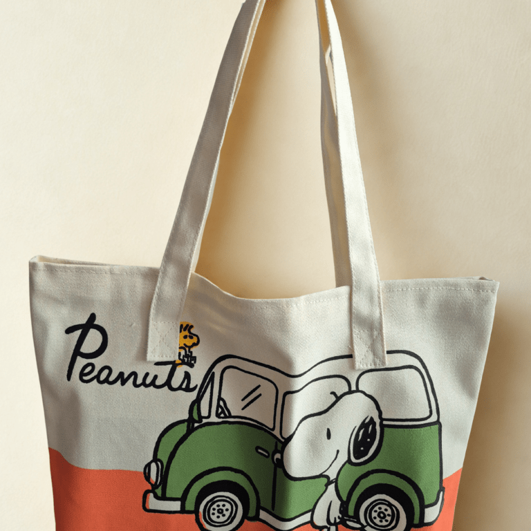 Snoopy Canvas Tote Bag – Cute & Stylish Everyday Carryall