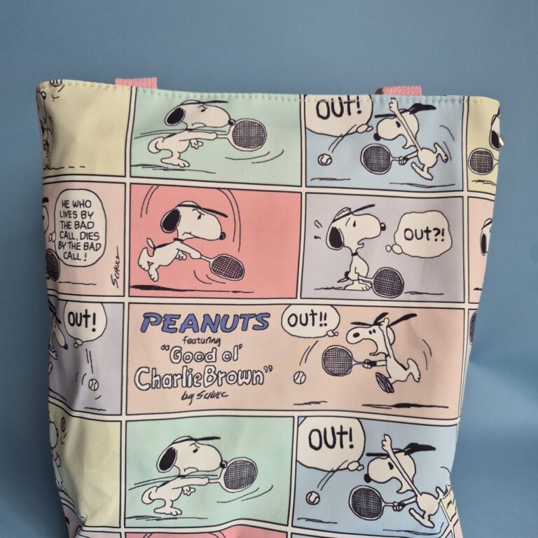 Snoopy Inspired Cartoon Tote Bag – Zip Fastening & Front Pocket