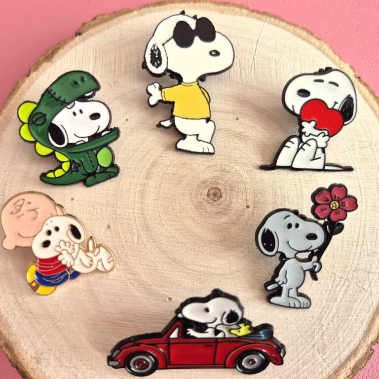 Snoopy Enamel Pin Badge Set | Set of 6 Metal Collectible Pins